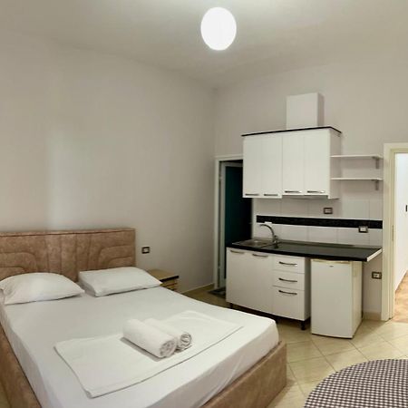 Hotel Villa Flowers Vlore Luaran gambar