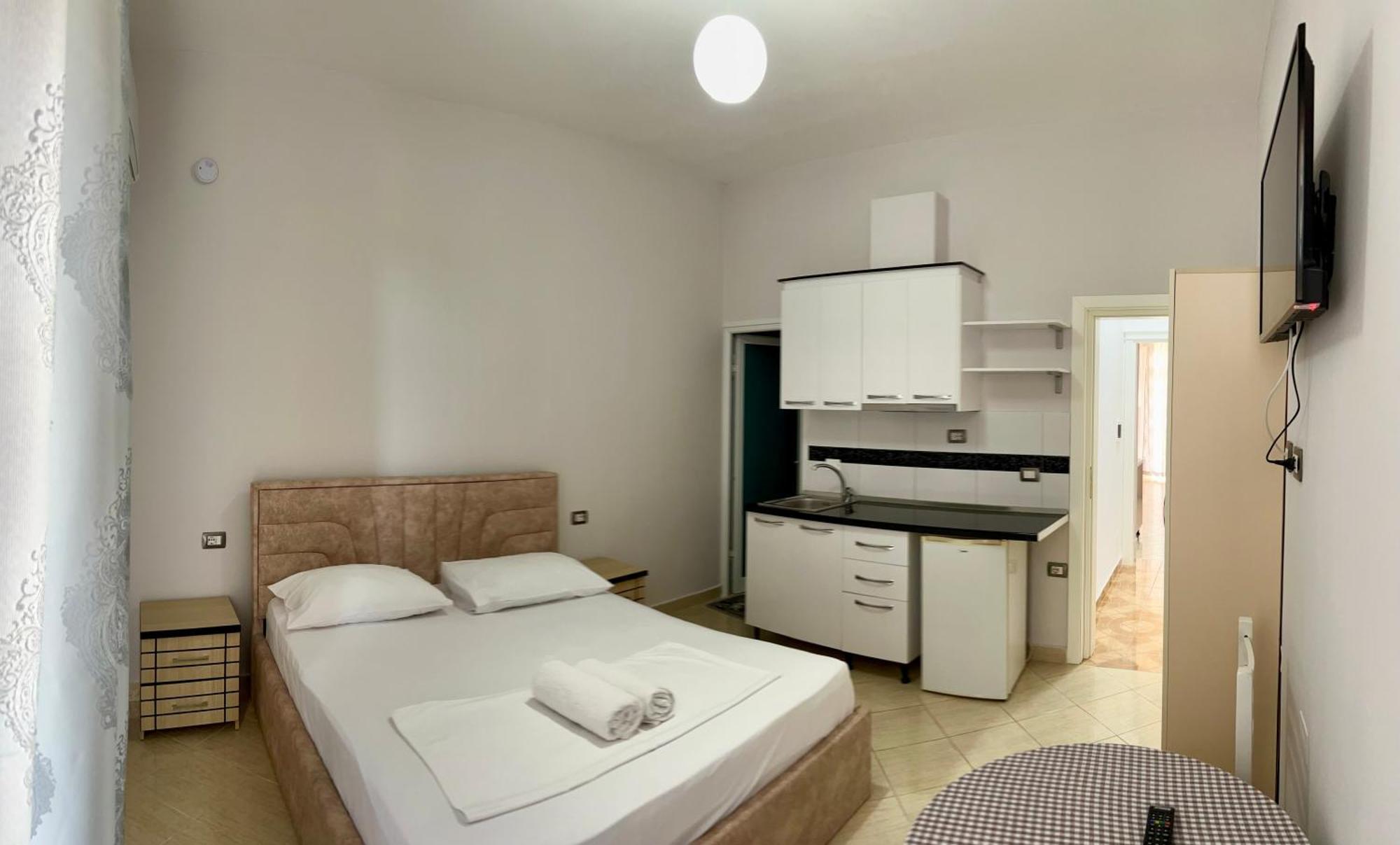 Hotel Villa Flowers Vlore Luaran gambar